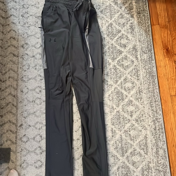 grey under armour pants size M performance althetic jogger pants - Picture 3 of 5